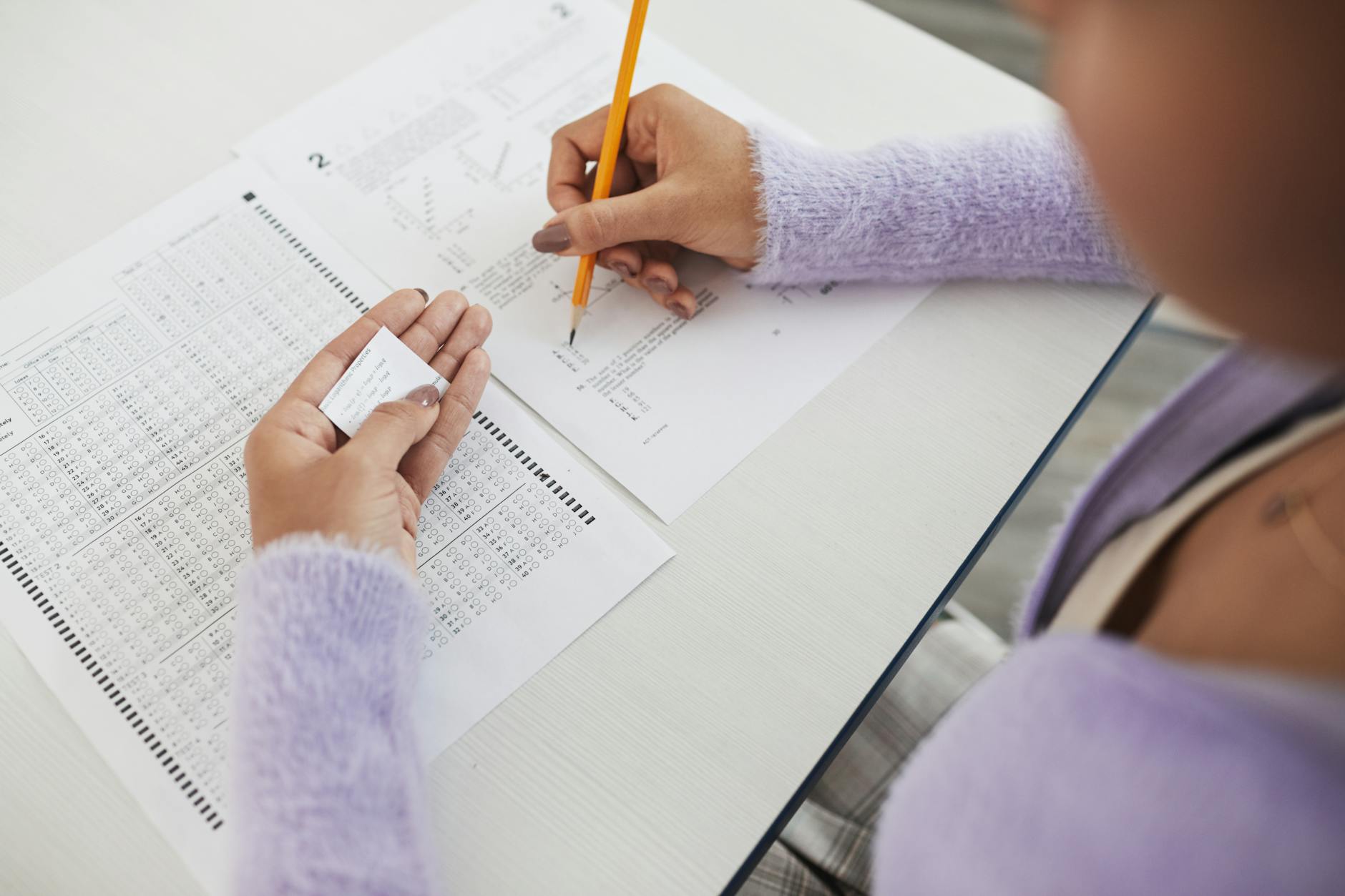 LGS: Sadece Bir Sınav mı, Yoksa Bir Neslin Kaygısı mı?